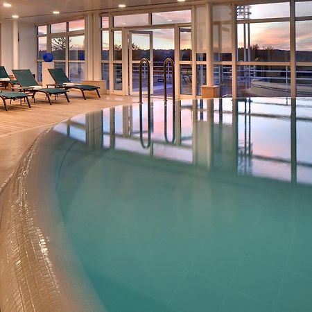 Celestins Spa Thermal & Hotel By Vy Resort Βισύ Εξωτερικό φωτογραφία The pool at the Hotel