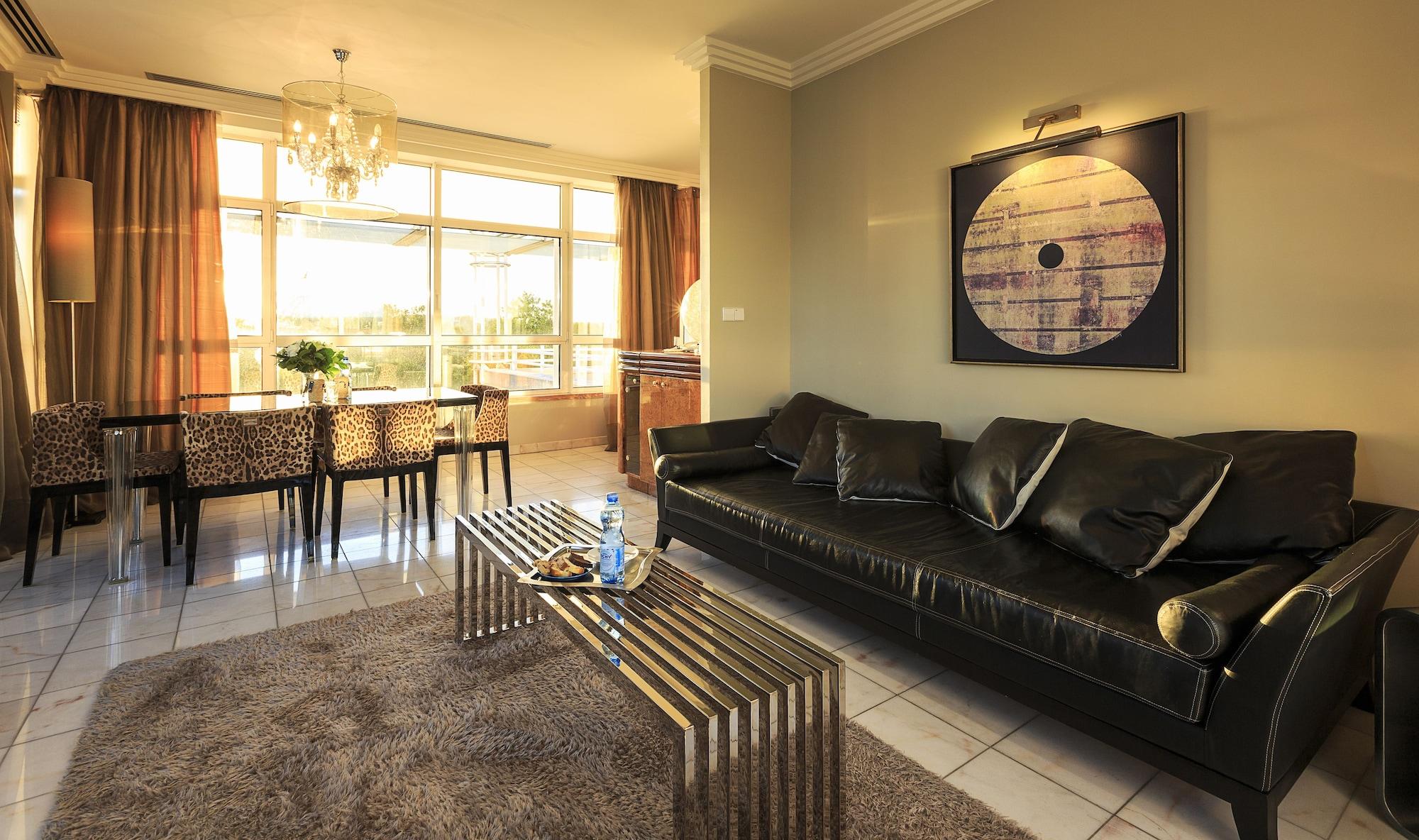 Celestins Spa Thermal & Hotel By Vy Resort Βισύ Εξωτερικό φωτογραφία A living room