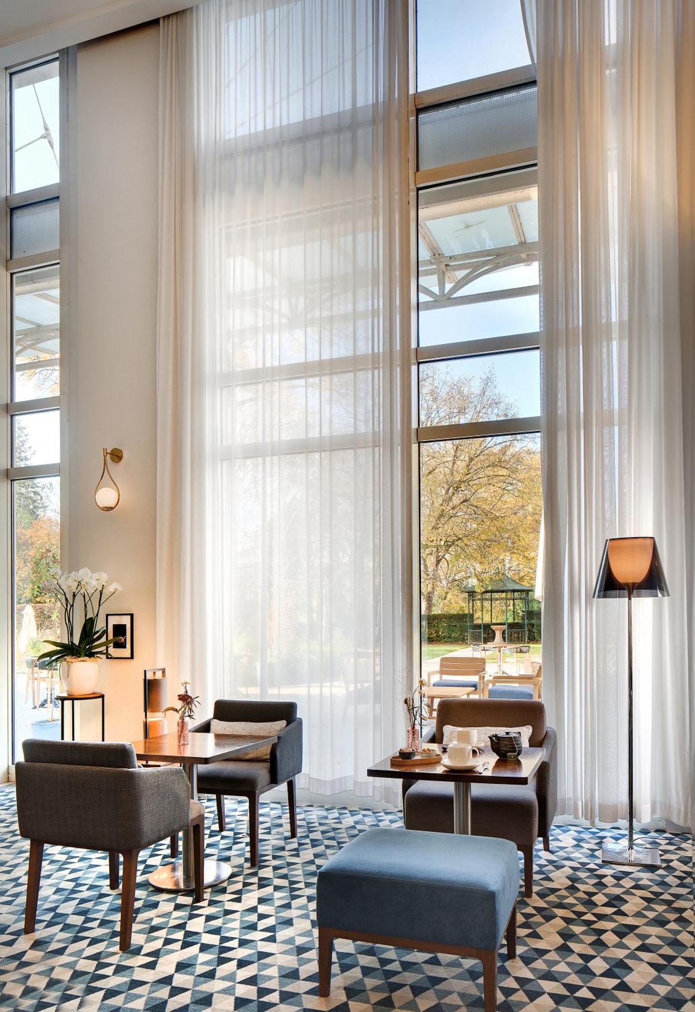 Celestins Spa Thermal & Hotel By Vy Resort Βισύ Εξωτερικό φωτογραφία A sheer curtain