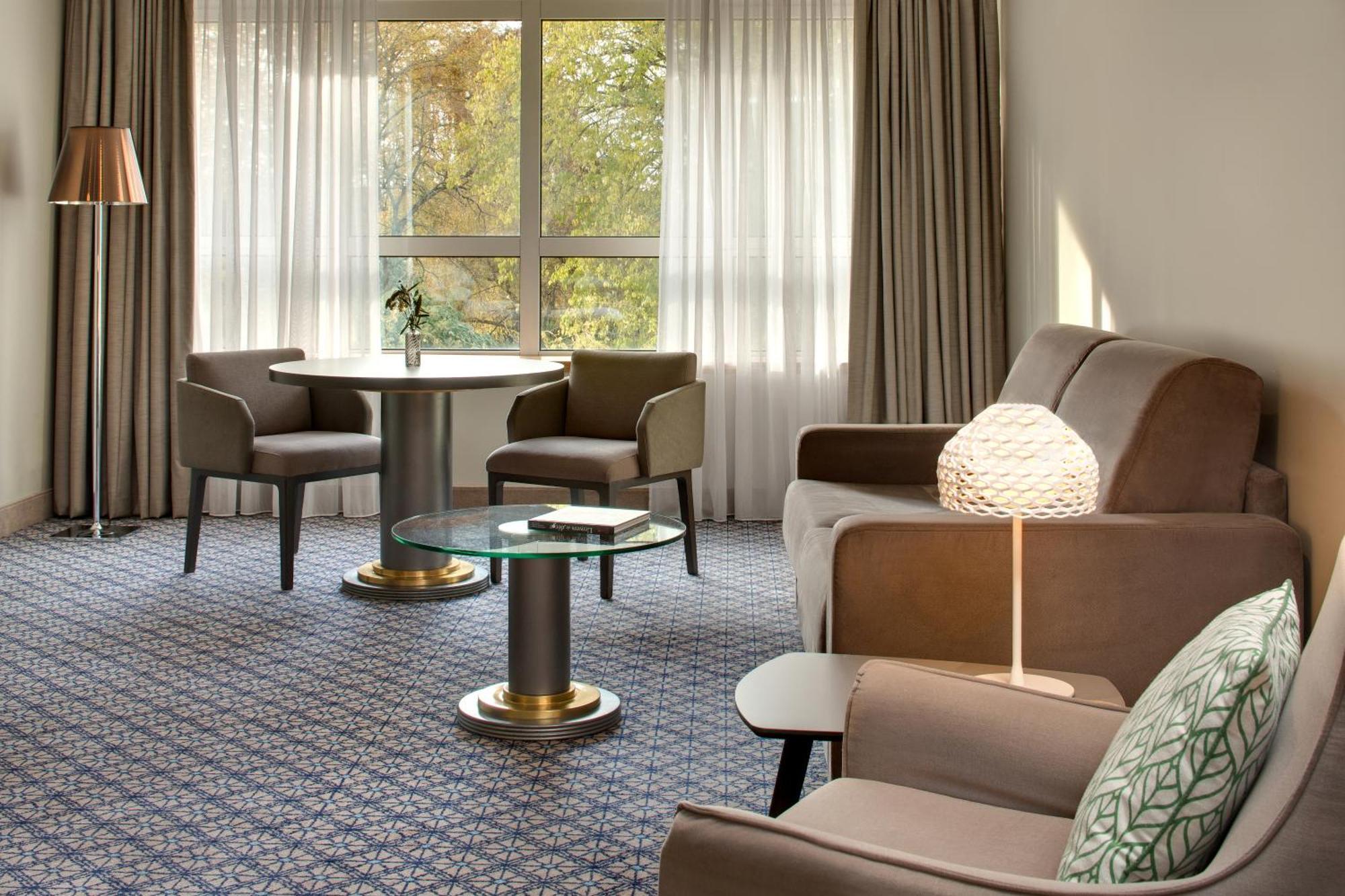 Celestins Spa Thermal & Hotel By Vy Resort Βισύ Εξωτερικό φωτογραφία A suite at the hotel