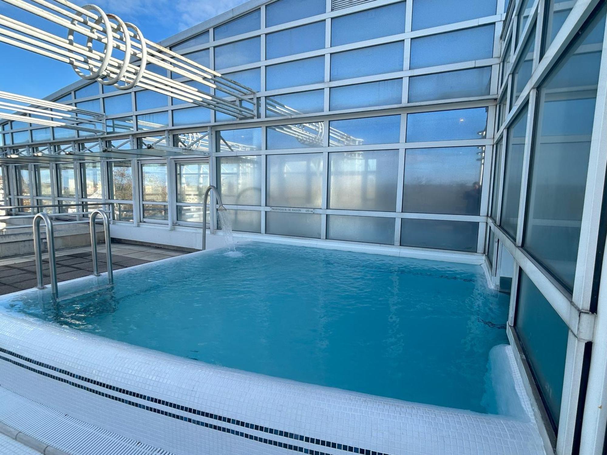 Celestins Spa Thermal & Hotel By Vy Resort Βισύ Εξωτερικό φωτογραφία The rooftop pool